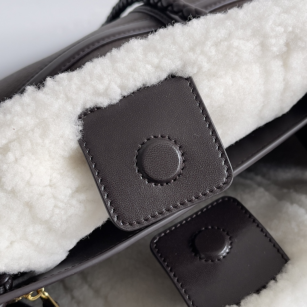 743568 Andiamo蝴蝶結小號 毛毛_8