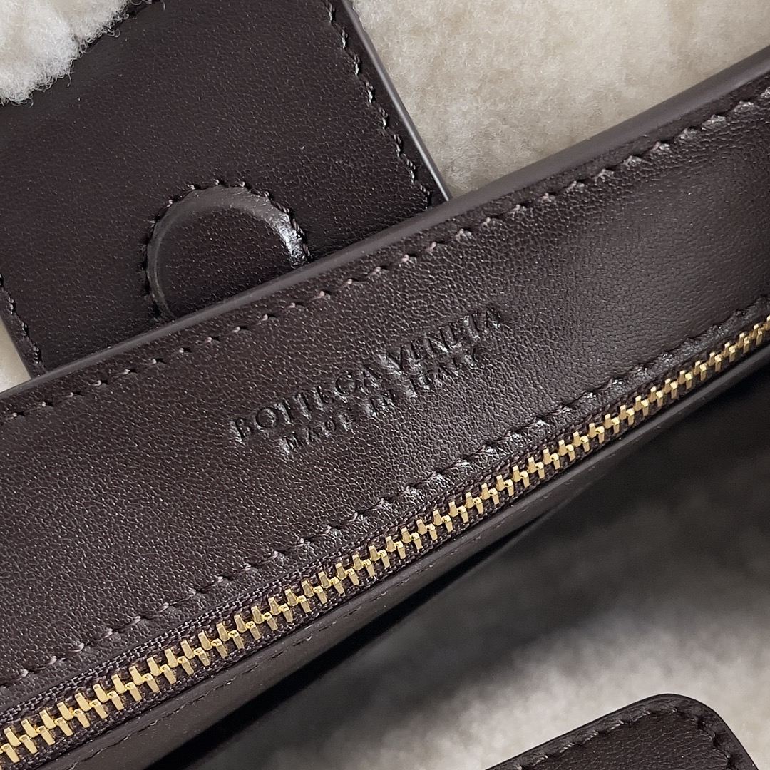 743568 Andiamo蝴蝶結小號 毛毛_9