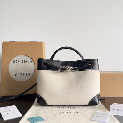 743568 Andiamo蝴蝶結小號 帆布銀扣