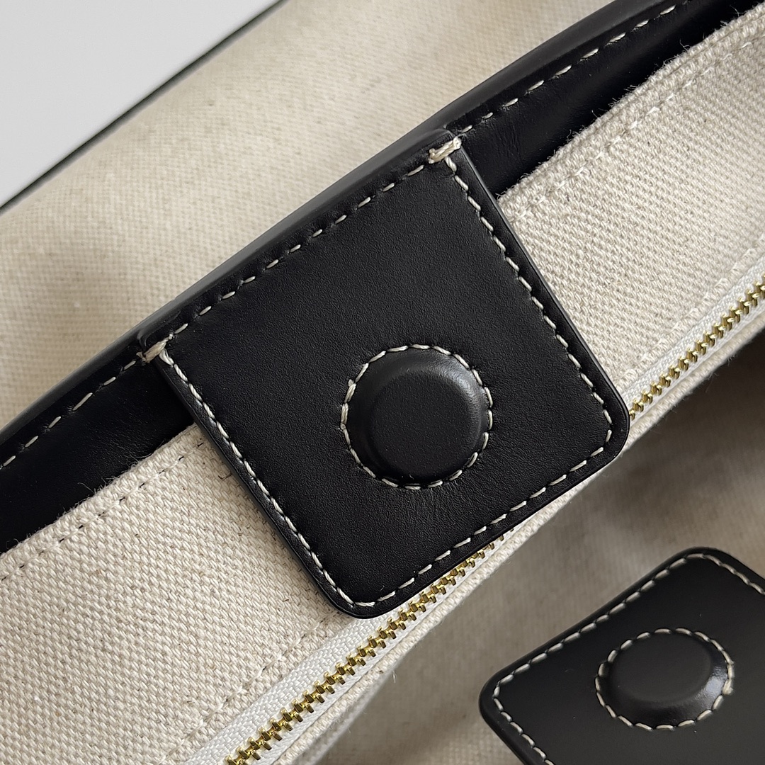 743568 Andiamo蝴蝶結小號 黑色金扣_8