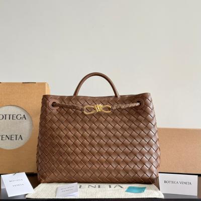 743572 Andiamo蝴蝶結中號 榛果棕