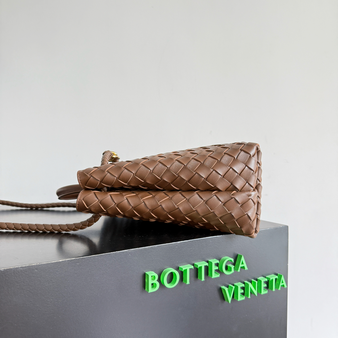 743572 Andiamo蝴蝶結中號 榛果棕_4