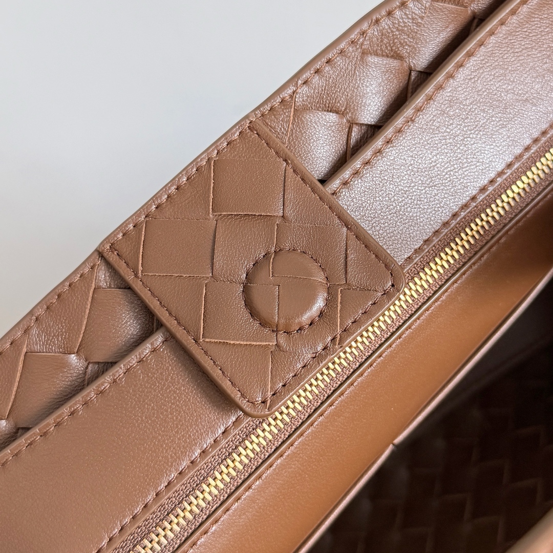 743572 Andiamo蝴蝶結中號 榛果棕_7