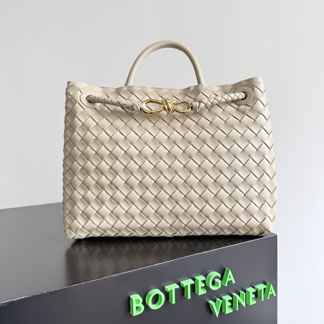 743572 Andiamo蝴蝶結中號 淡褐色_2