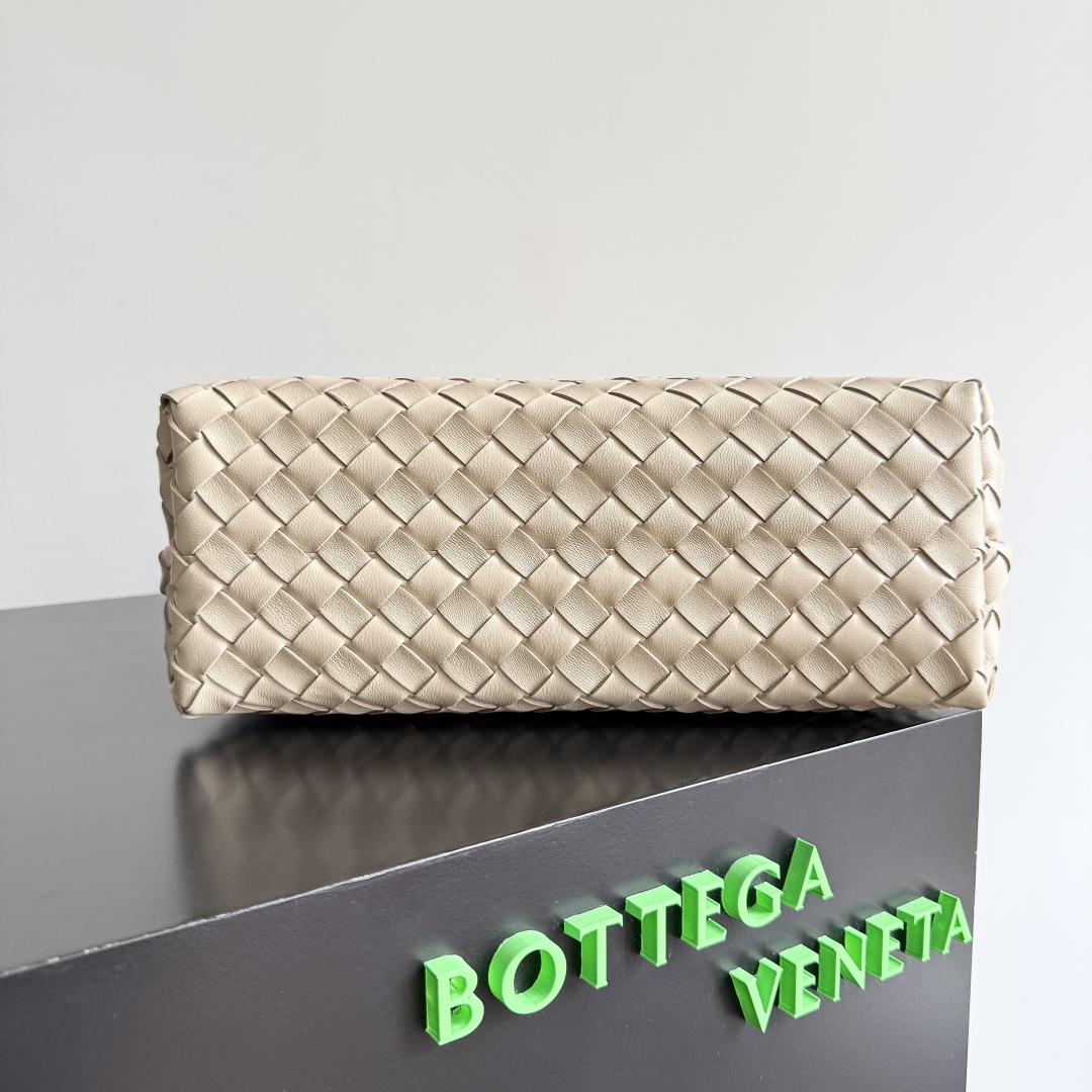 743572 Andiamo蝴蝶結中號 淡褐色_6