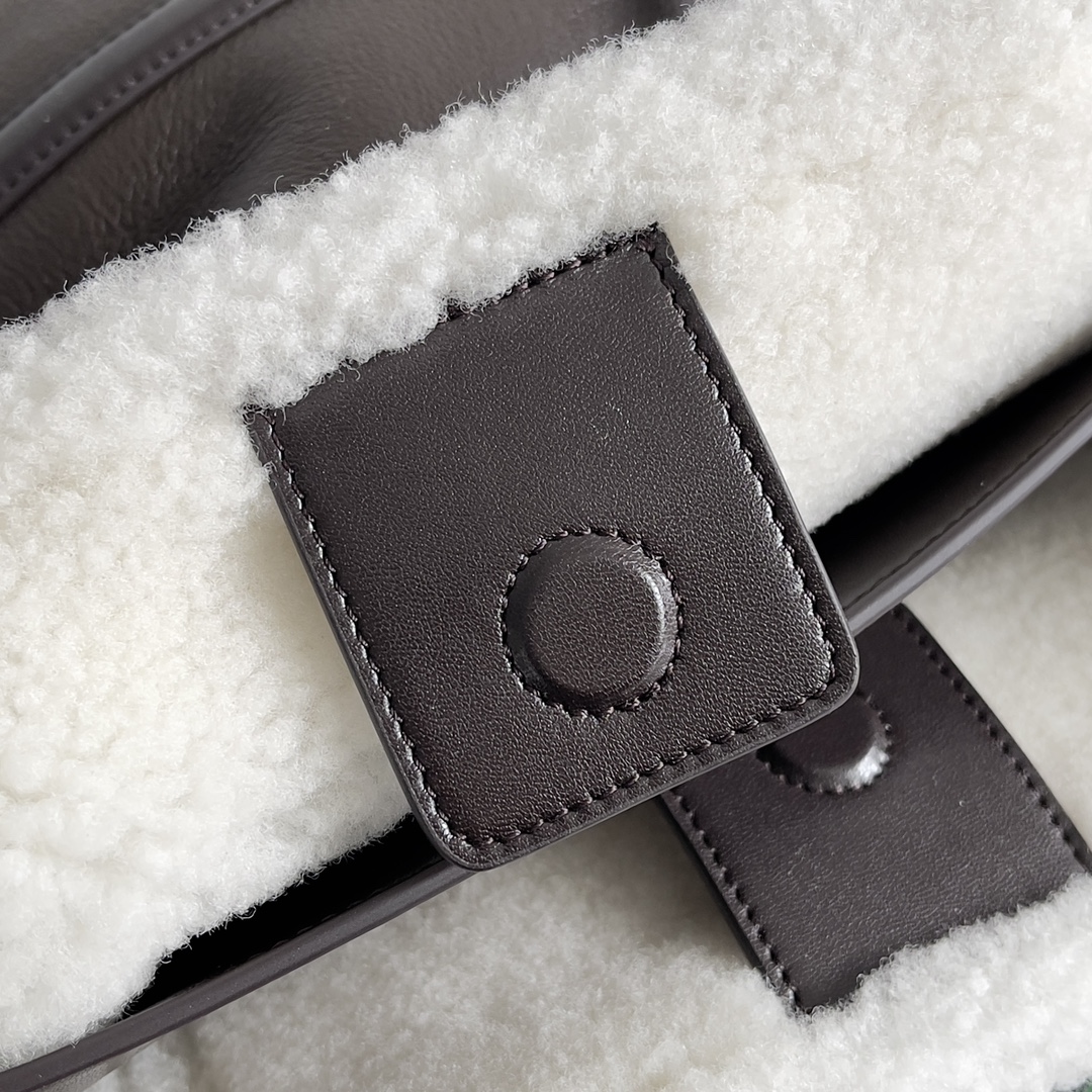 743572 Andiamo蝴蝶結中號 毛毛_8