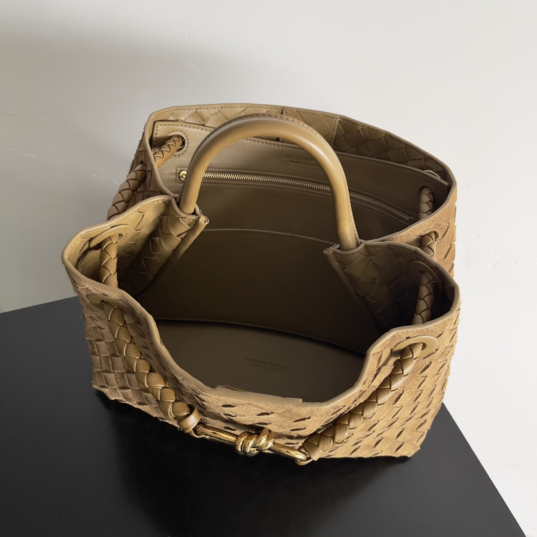 743572 Andiamo蝴蝶結中號 反絨麂皮棕褐色_10