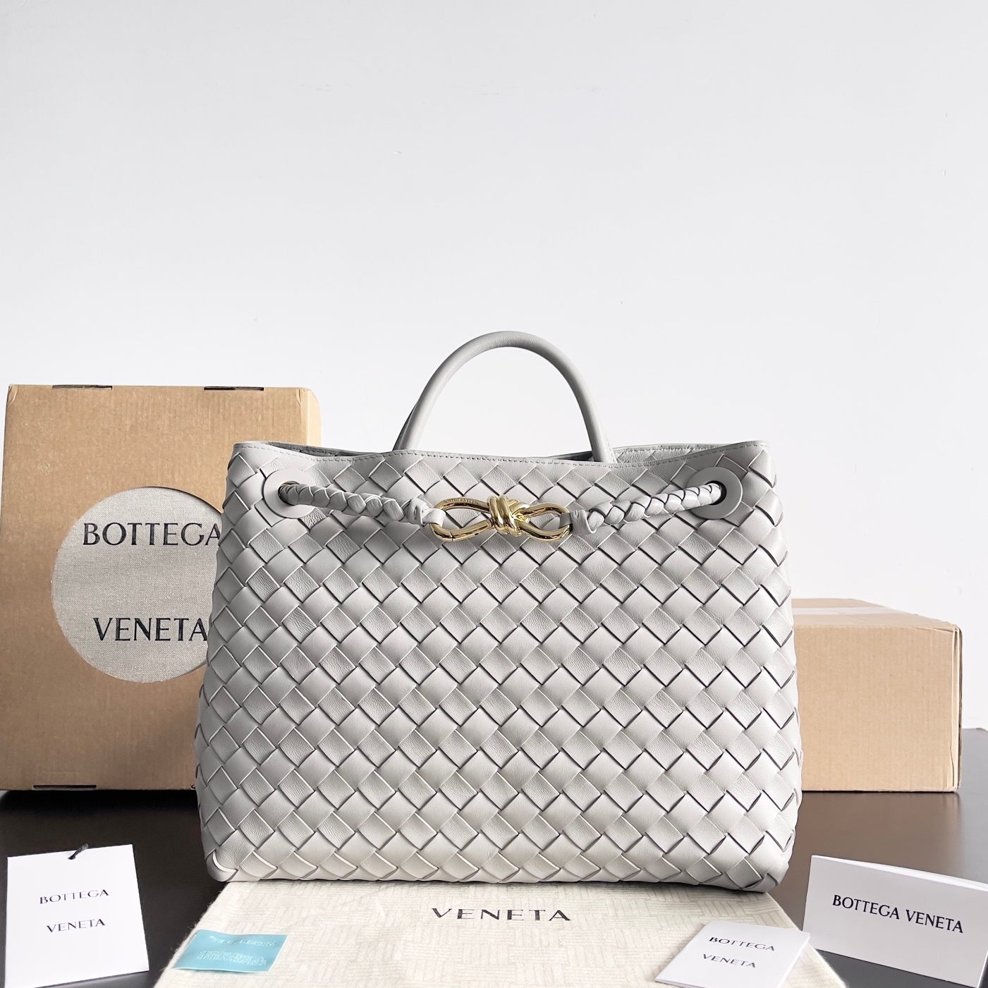 743572 Andiamo蝴蝶結中號 銀灰色_1