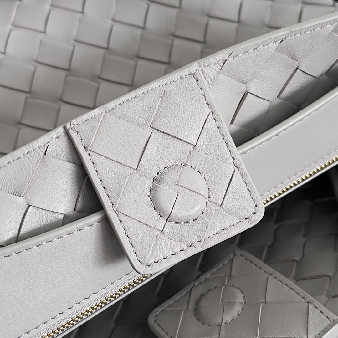 743572 Andiamo蝴蝶結中號 銀灰色_8