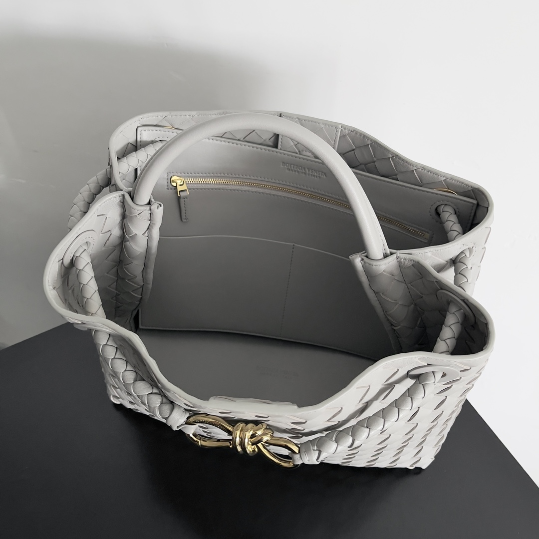 743572 Andiamo蝴蝶結中號 銀灰色_10