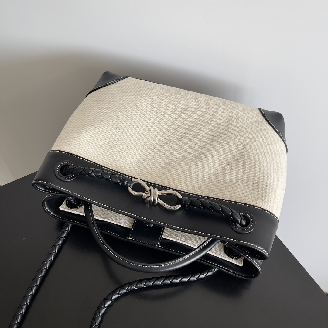 743572 Andiamo蝴蝶結中號 銀扣_6