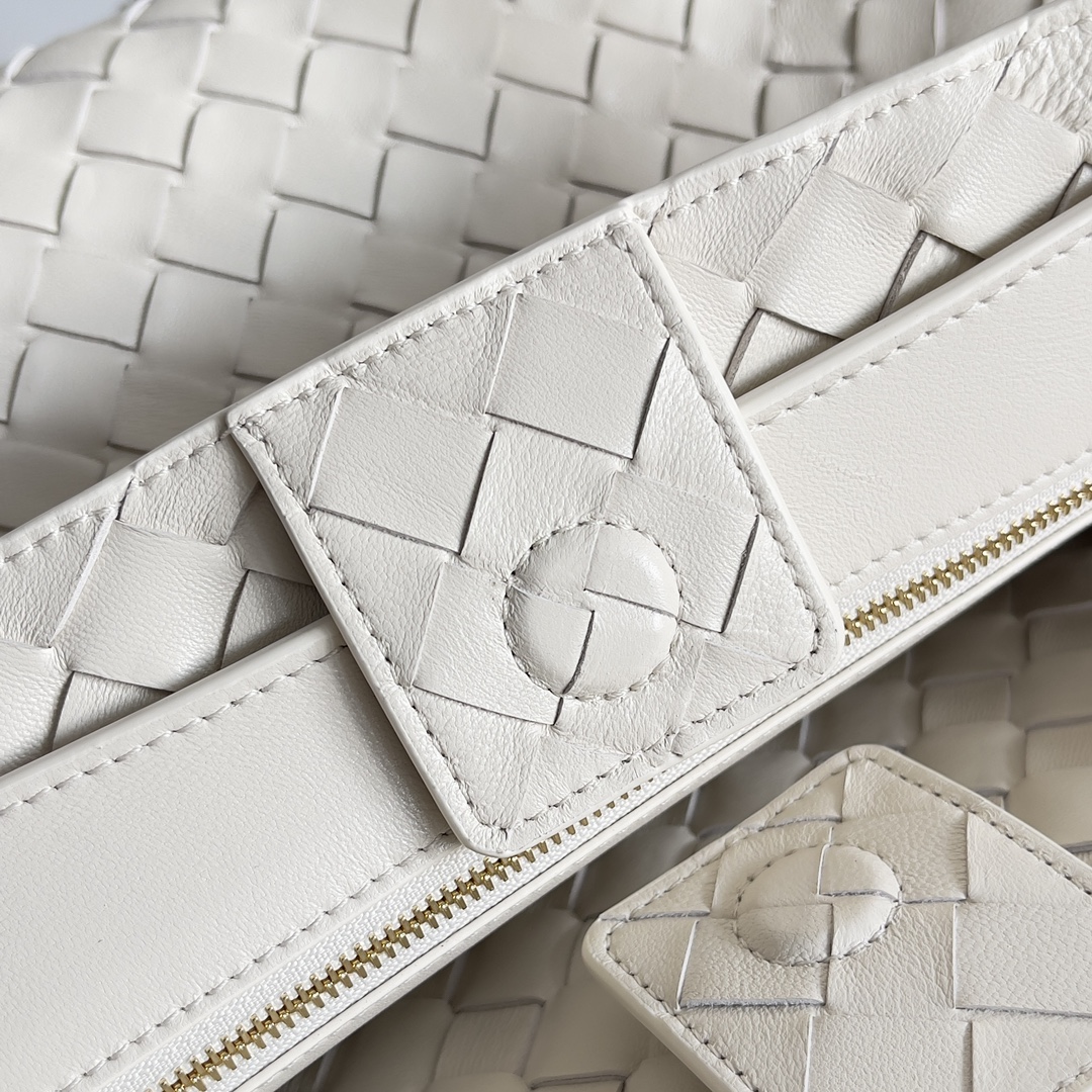 743572 Andiamo蝴蝶結中號 海鹽色_8