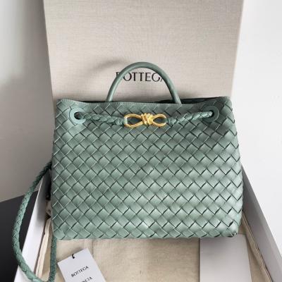 743572 Andiamo蝴蝶結中號 蘆薈綠色