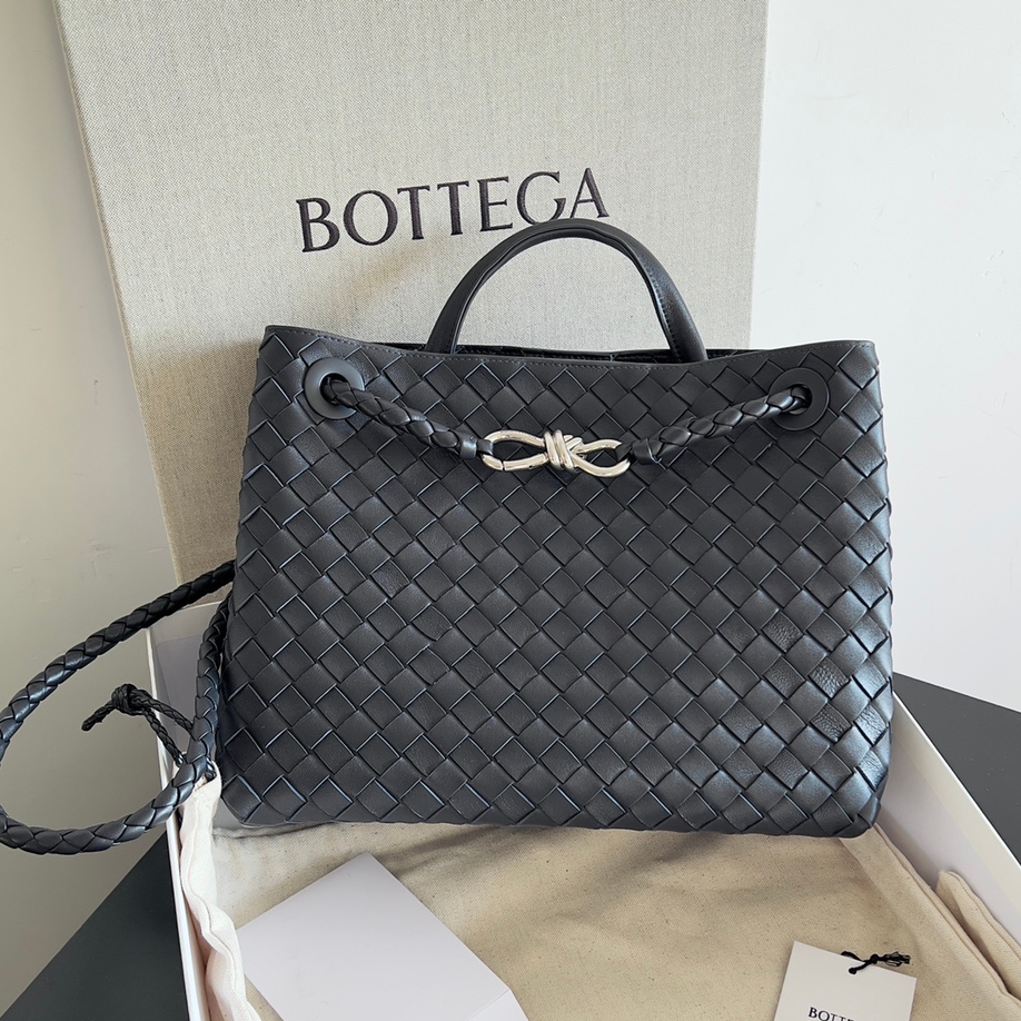 743572 Andiamo蝴蝶結中號 銀扣太空藍色_1