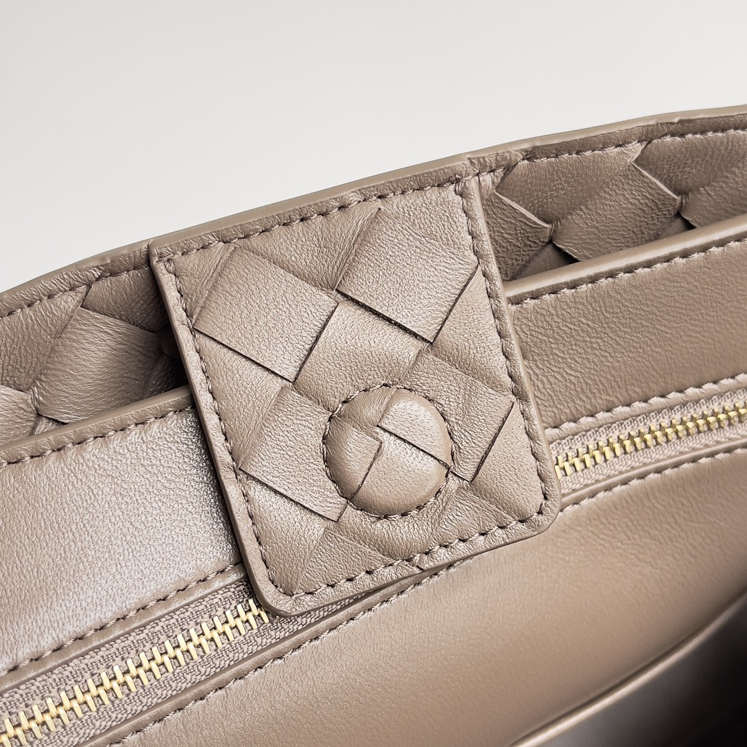 743572 Andiamo蝴蝶結中號 卡其色_7