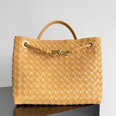 743572 Andiamo蝴蝶結中號 杏仁色