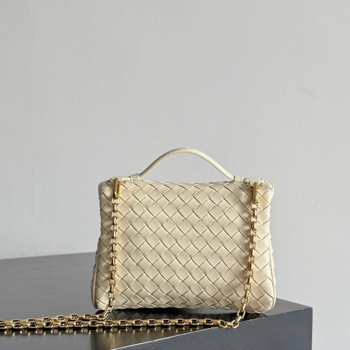 843800 Soft Vanity小號化妝包 海鹽色_3