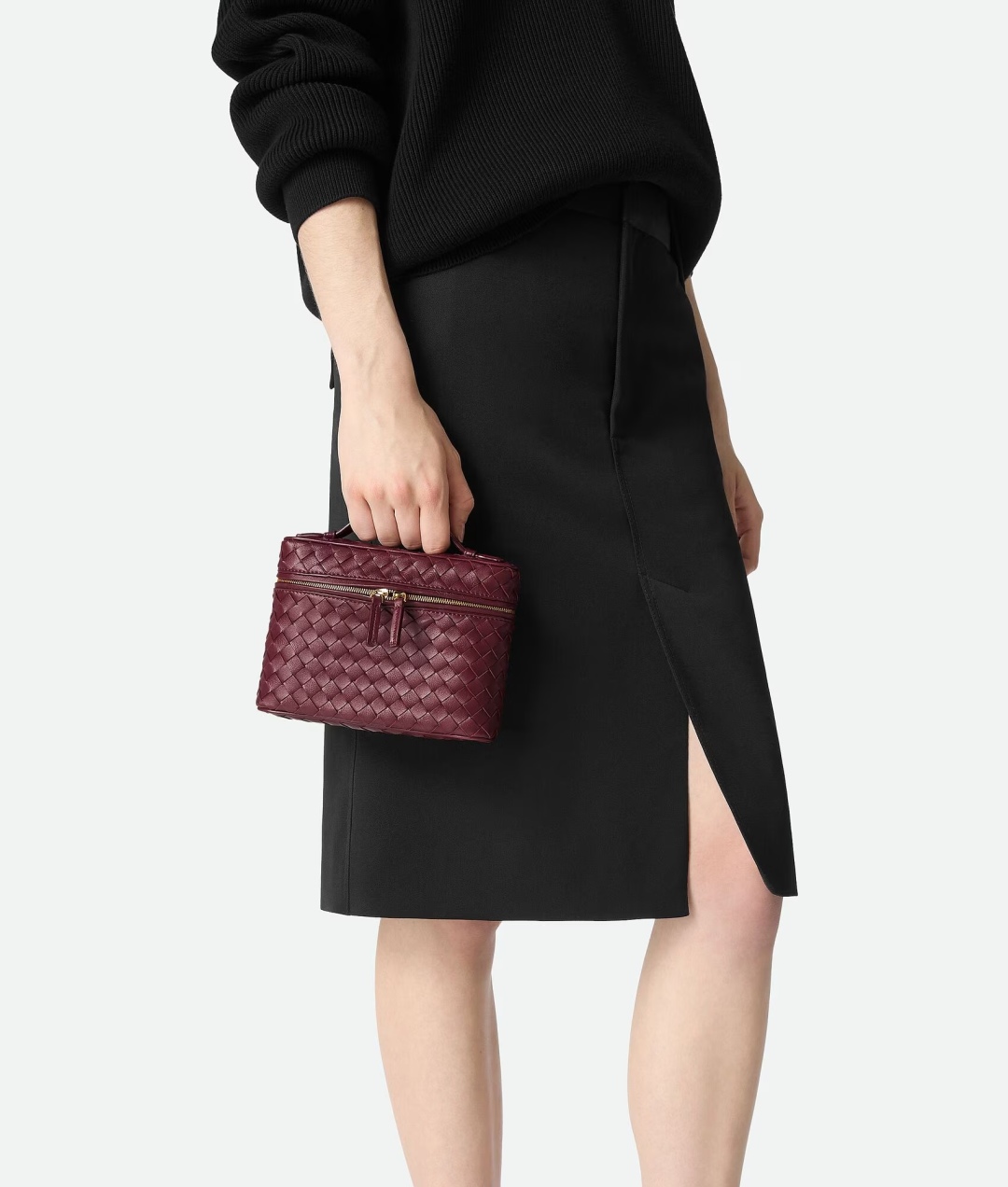 843800 Soft Vanity小號化妝包 巴羅紅_12