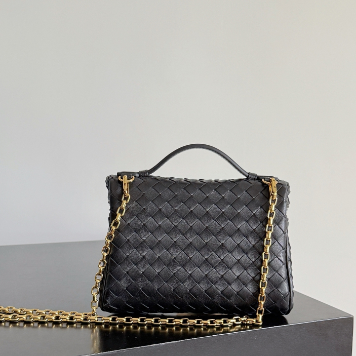 843800 Soft Vanity小號化妝包 黑色_3