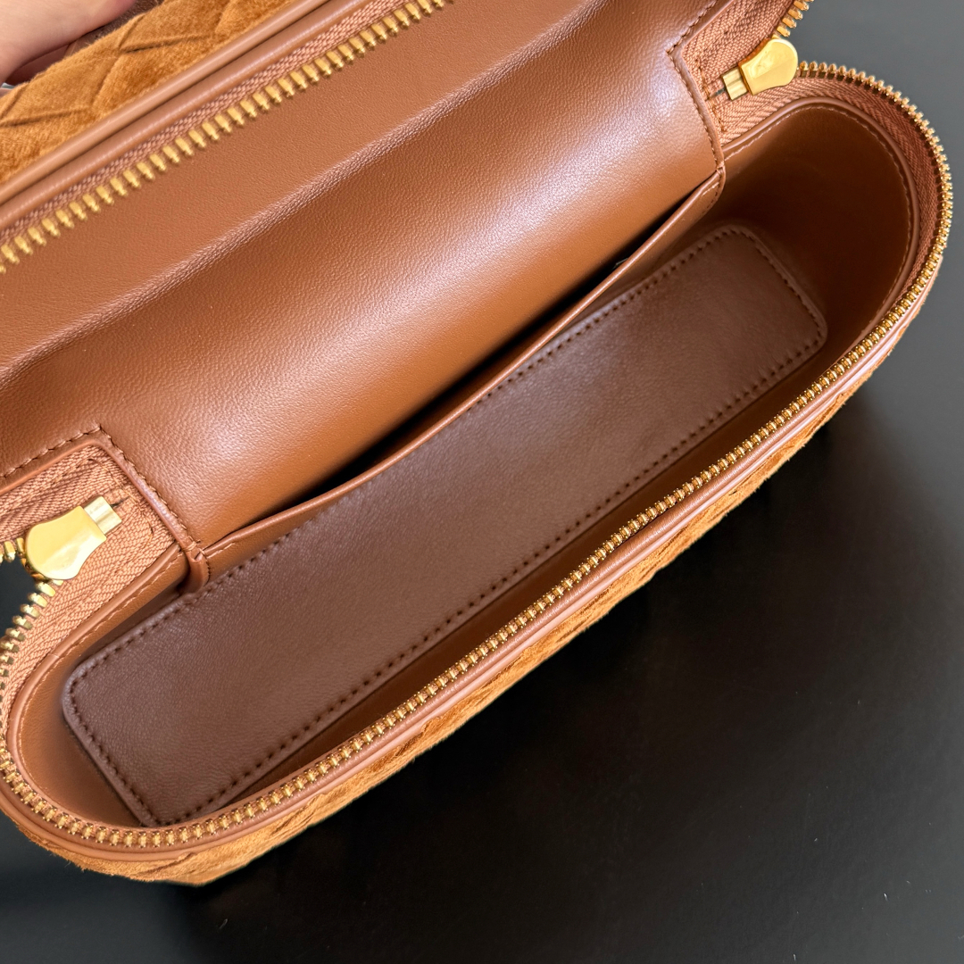 789109化妝包 反絨琥珀棕_10