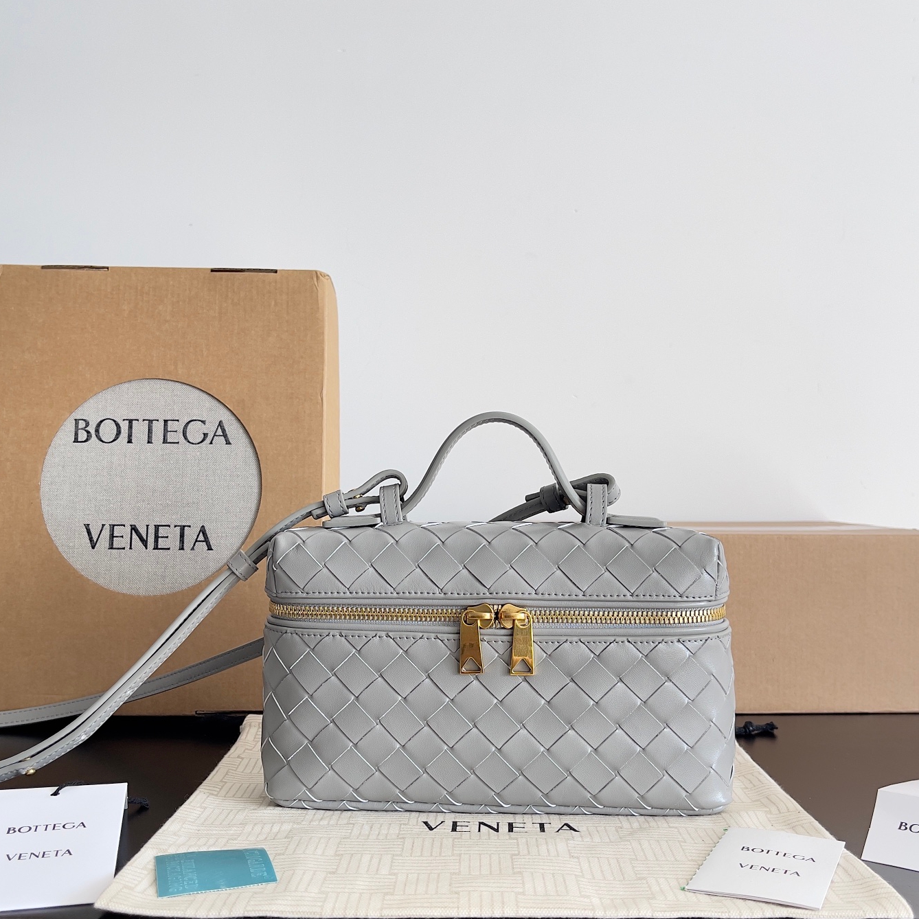 789109化妝包 銀灰色_1