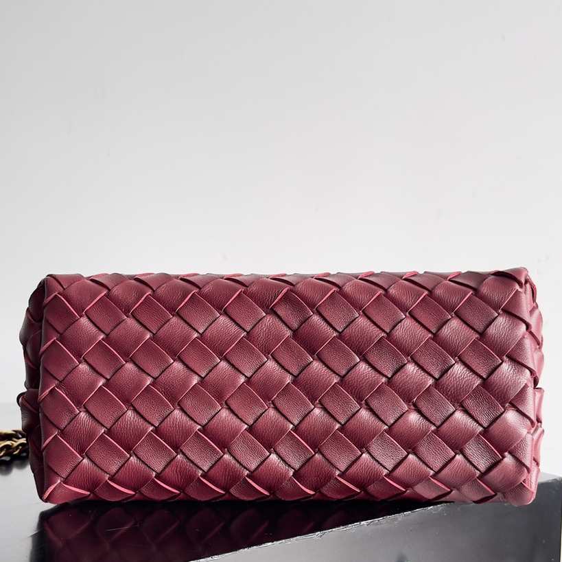 786008小號Andiamo鏈條包 酒紅色_5