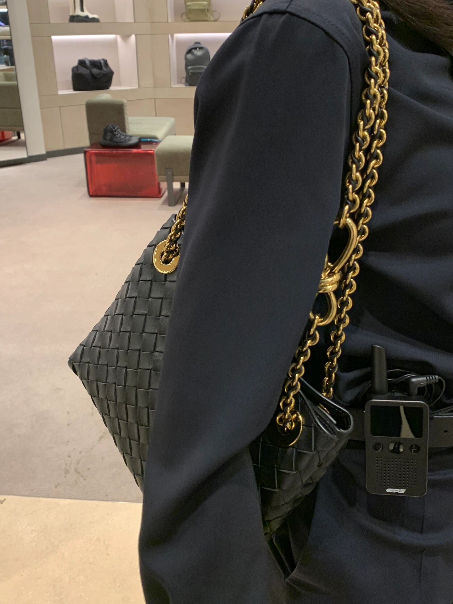 786008小號Andiamo鏈條包 黑色_12