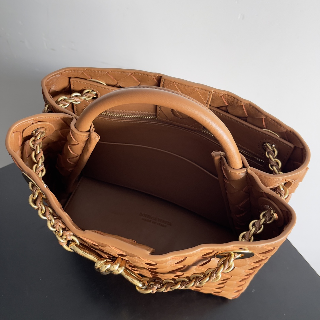 786008小號Andiamo鏈條包 栗棕色_10
