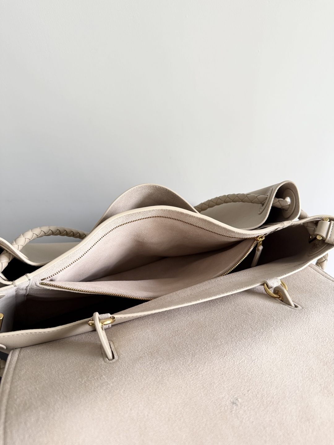 826195 Ciao Ciao大號 淡褐色_5