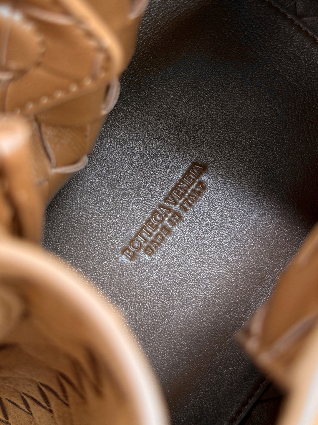 796569小號 反絨琥珀棕_9