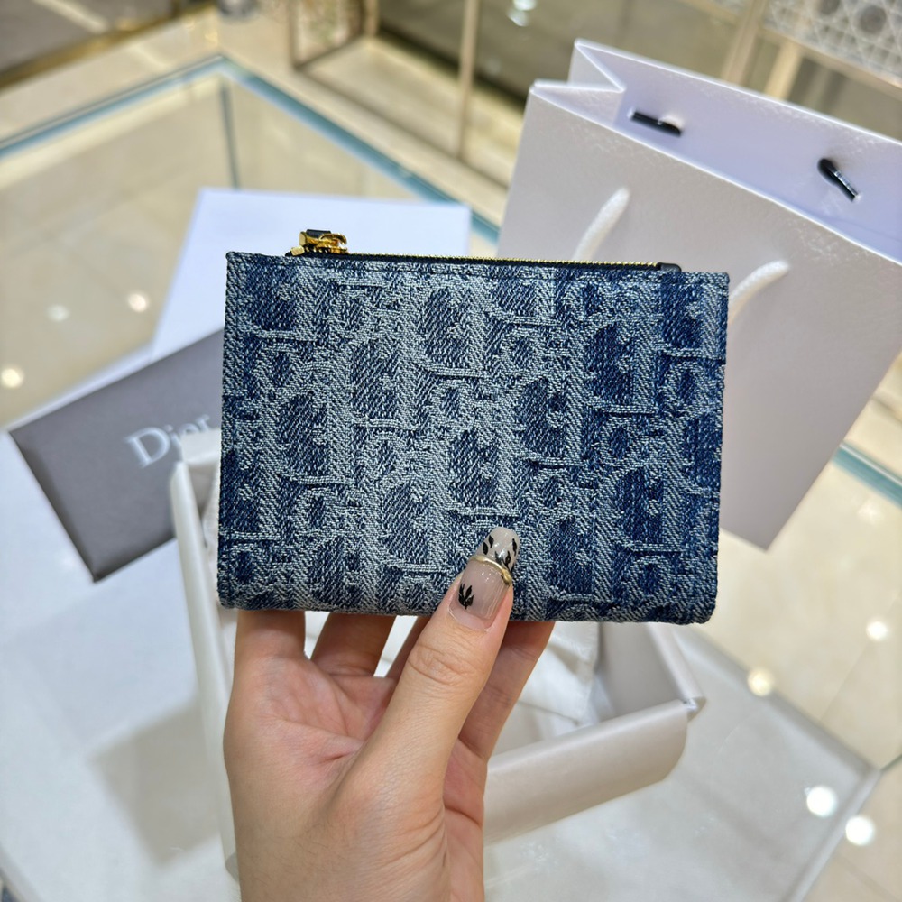 30 Montaigne Dahlia 錢包老花_5