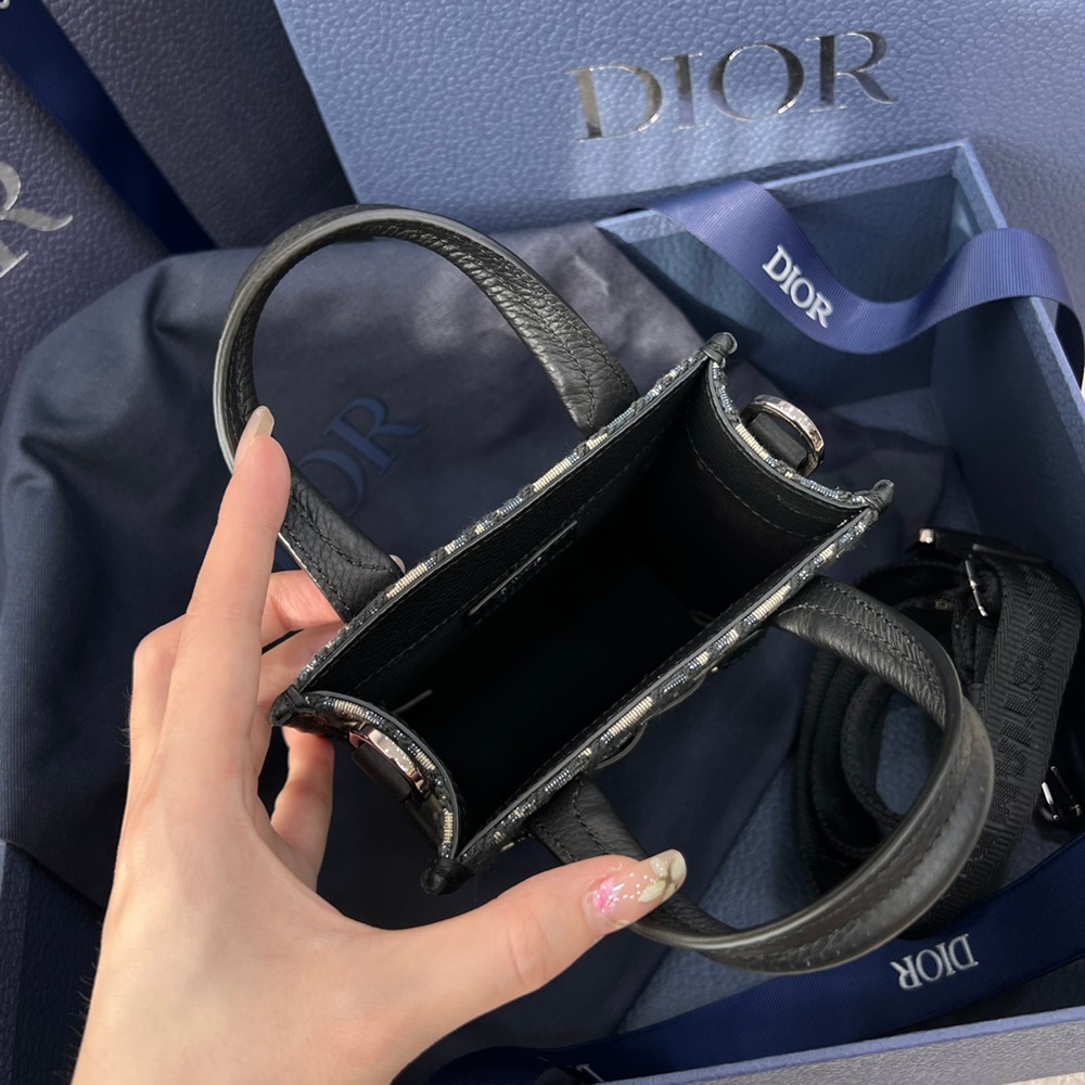 Safari North-South藍花_6