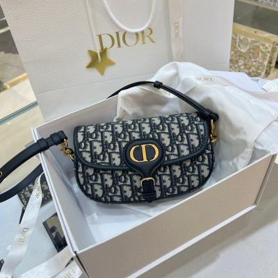 Bobby East-West老花