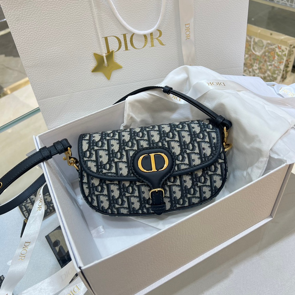 Bobby East-West老花_1