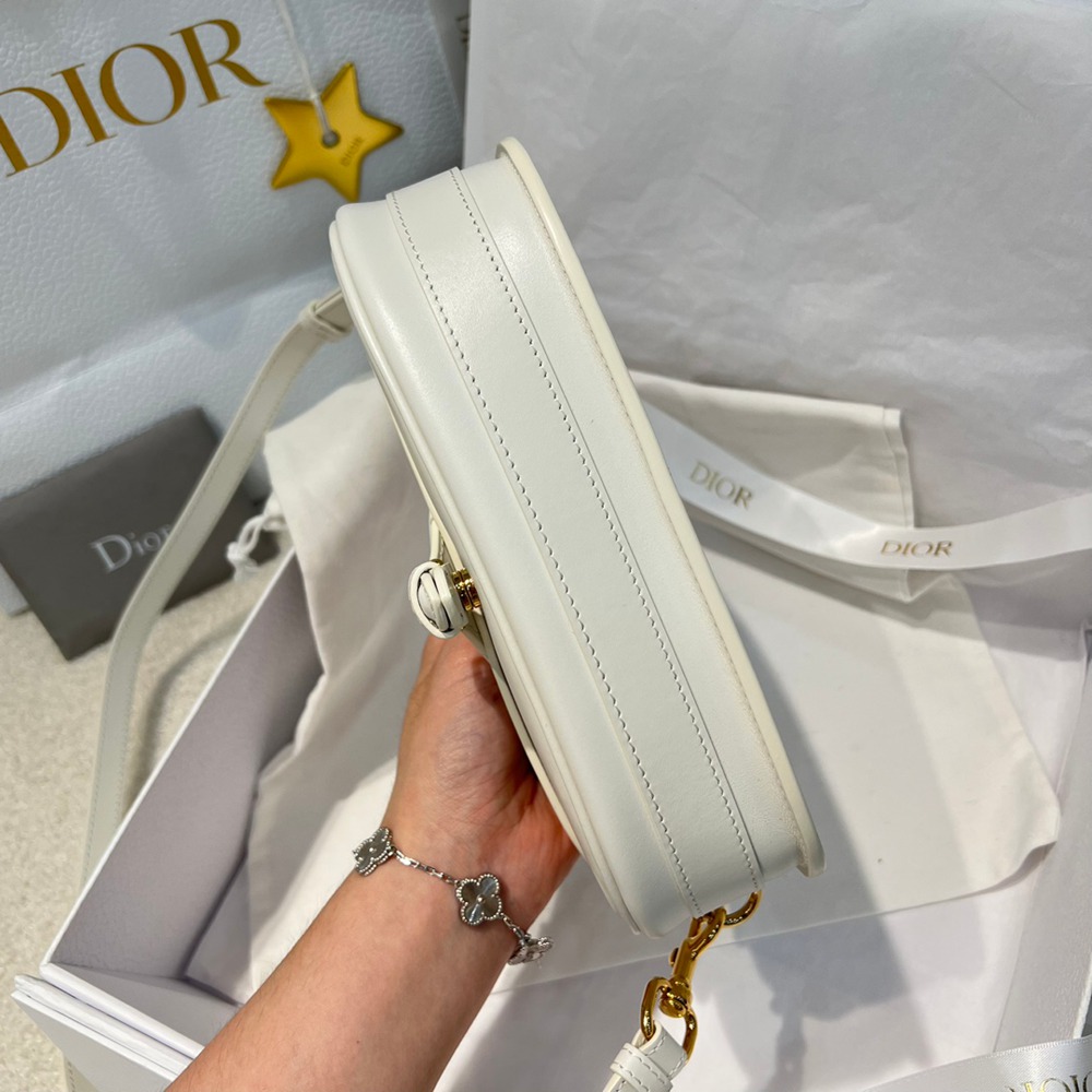 Bobby East-West老花_2