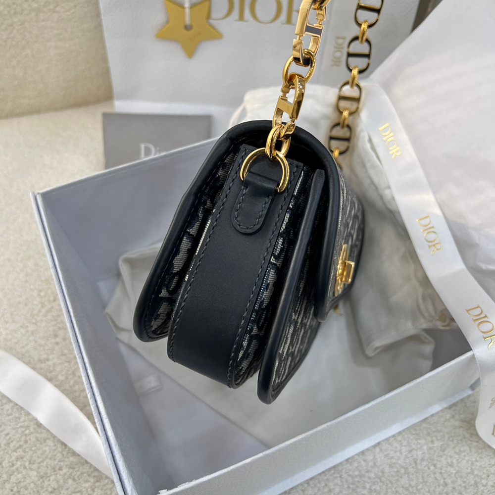 30 Montaigne Avenue_4