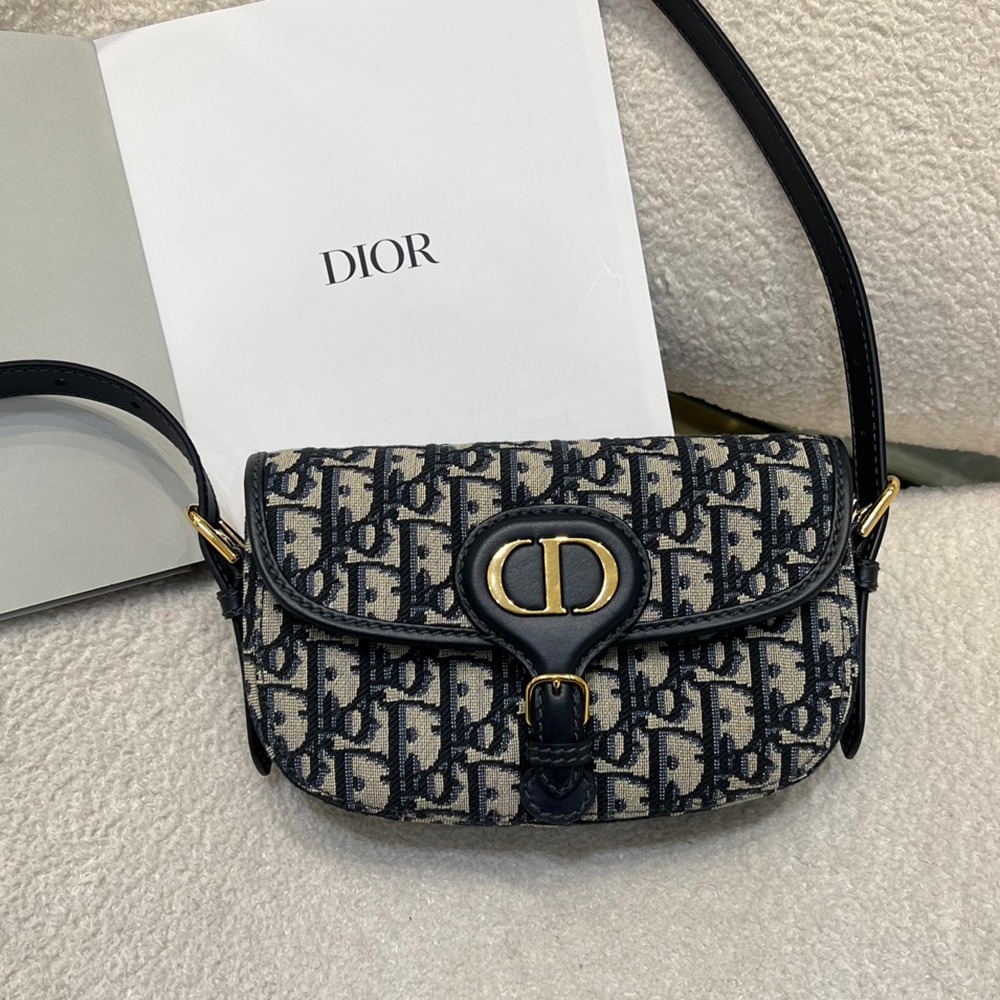 Bobby East-West老花_1