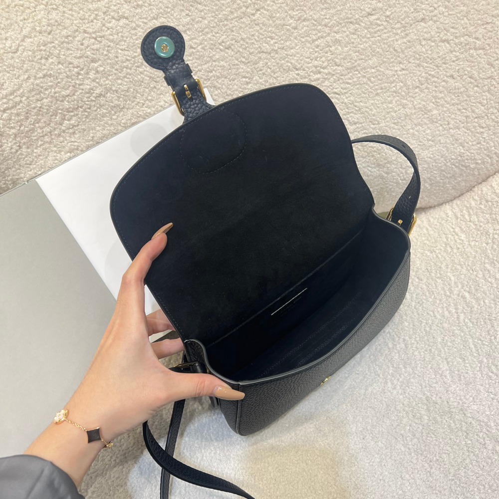 Bobby 中號粒面/牛皮_12