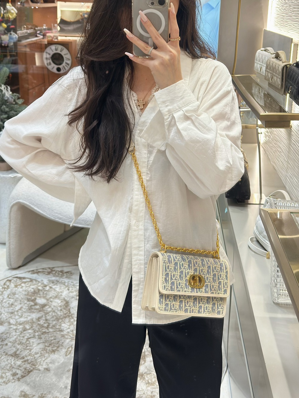 限定色Miss Caro酒椰草_4