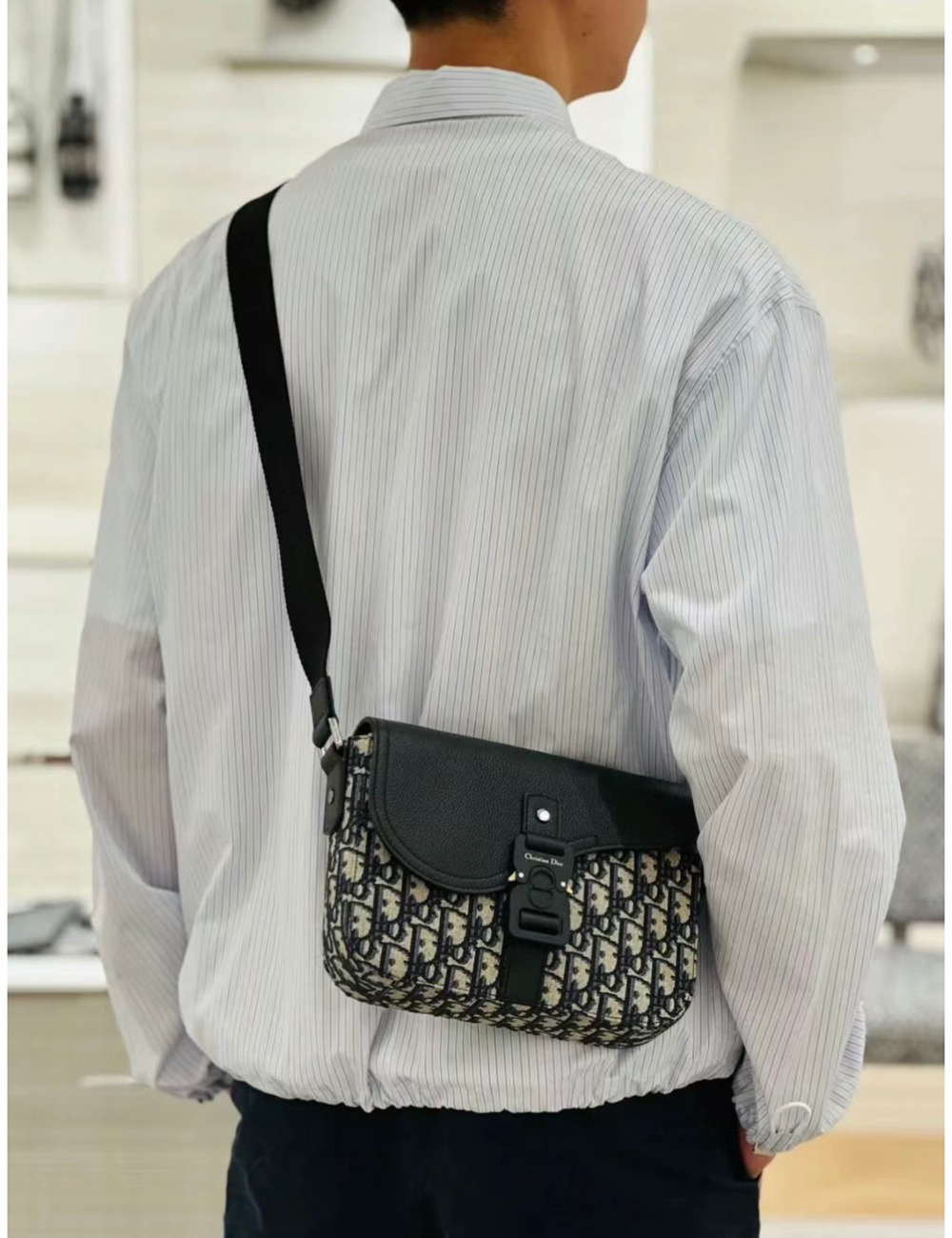 Essentials馬鞍老花_9