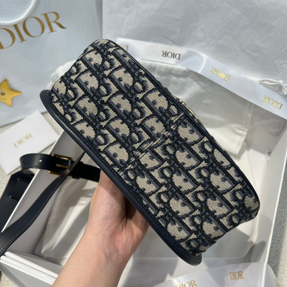 中號Montaigne學院包_9