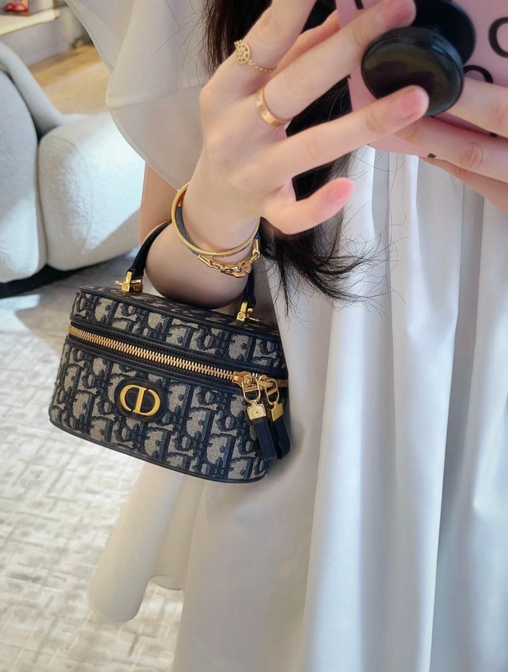 Montaigne Mini Vanity_11