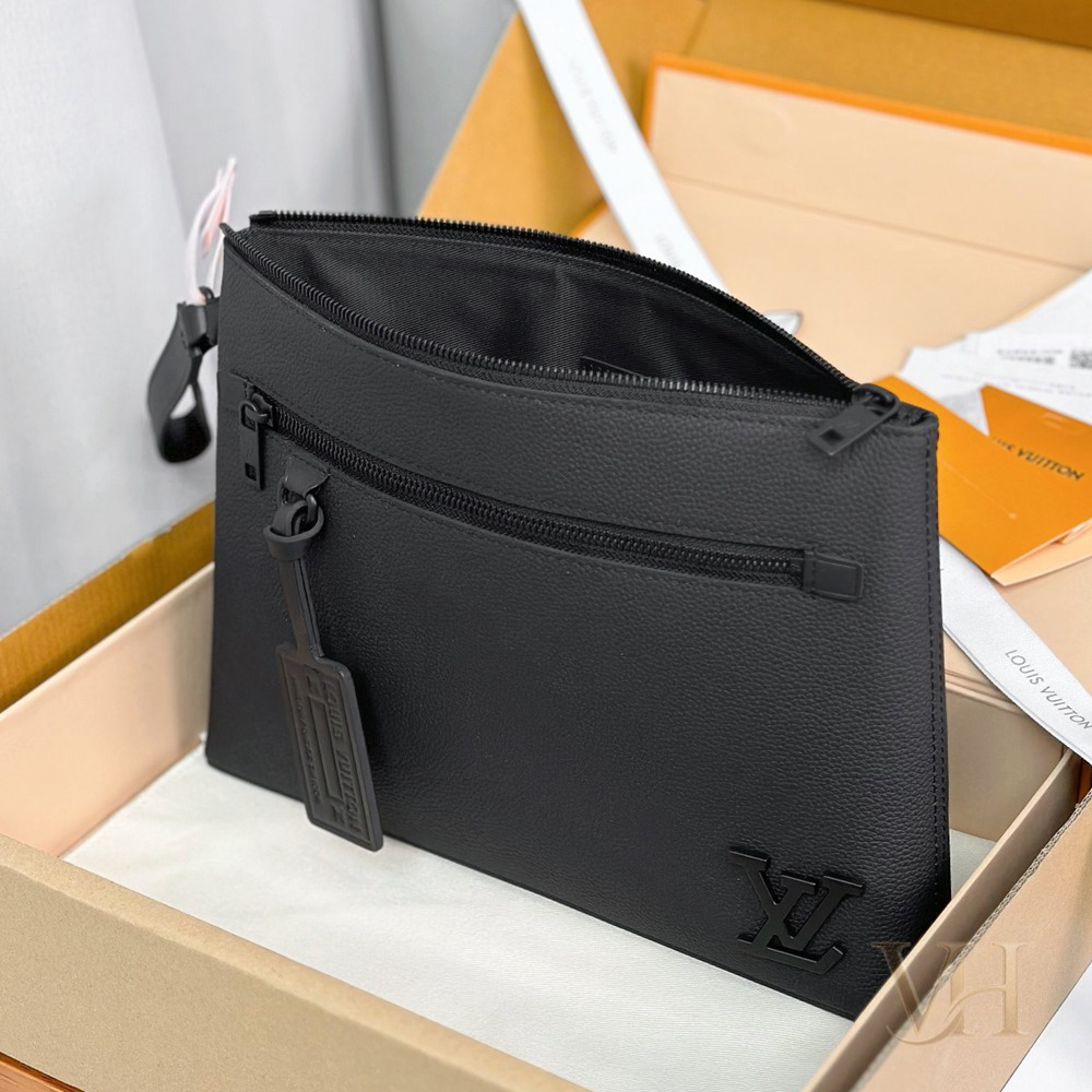 M69837 Takeoff 隨身包_3