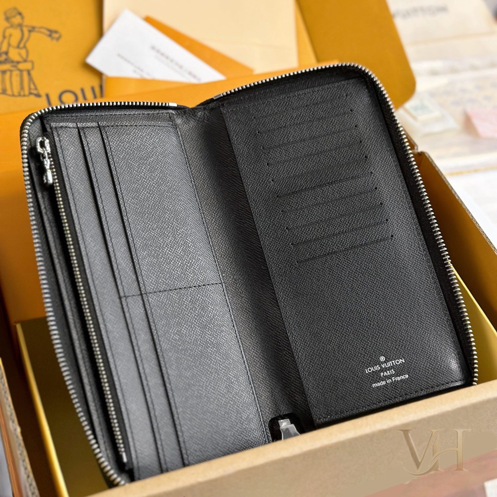 M62295 黑花 Zippy 拉鏈豎款錢夾_3