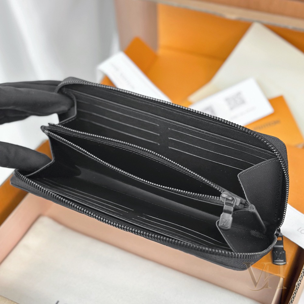 M80333 黑色 Zippy Horizontal 錢夾_2